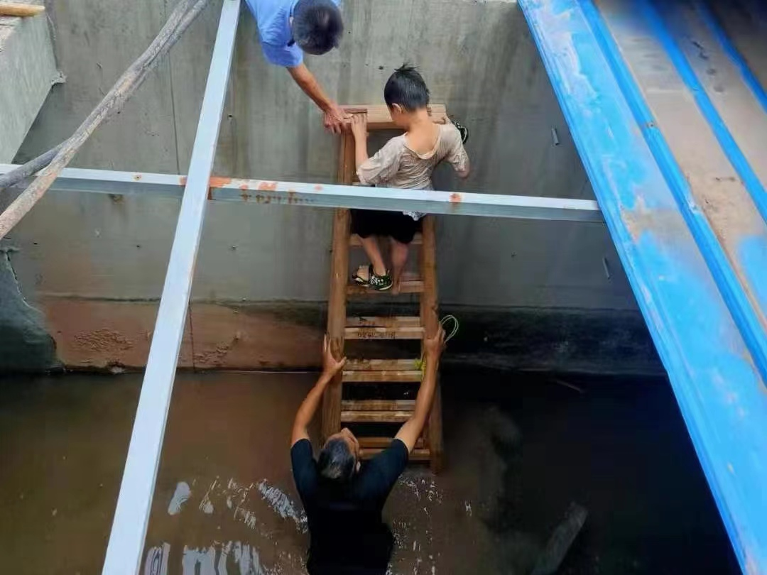 图3:落水儿童成果获救.png