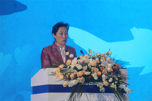 图四 江西省农委主任,省农业农村厅党组书记、厅长江枝英致辞.JPG