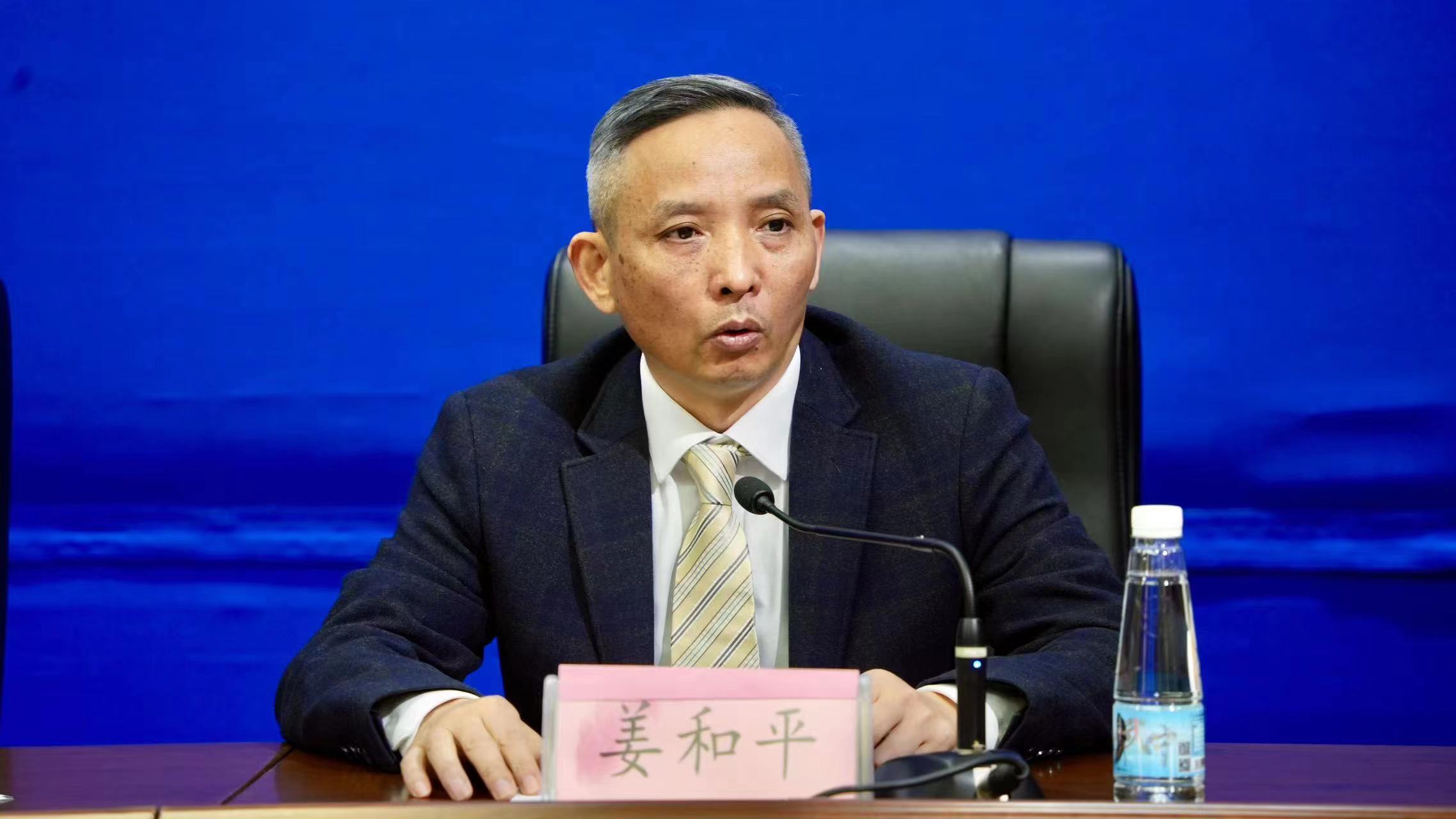 图四 江西旅游科技集团董事长、总经理姜和平介绍江西旅游消费节相关情况.jpg