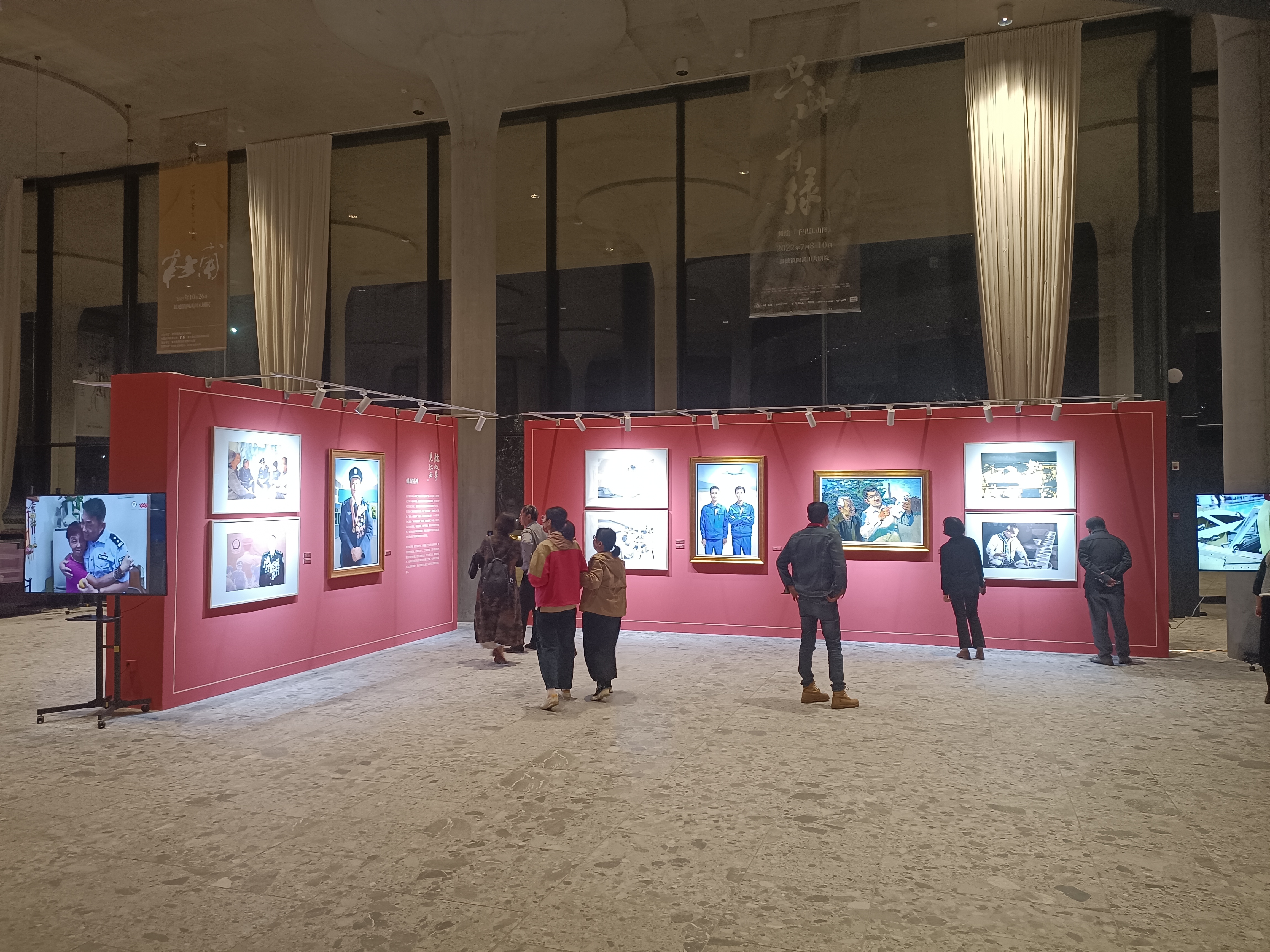 图三 江西故事原创主题美术展.jpg