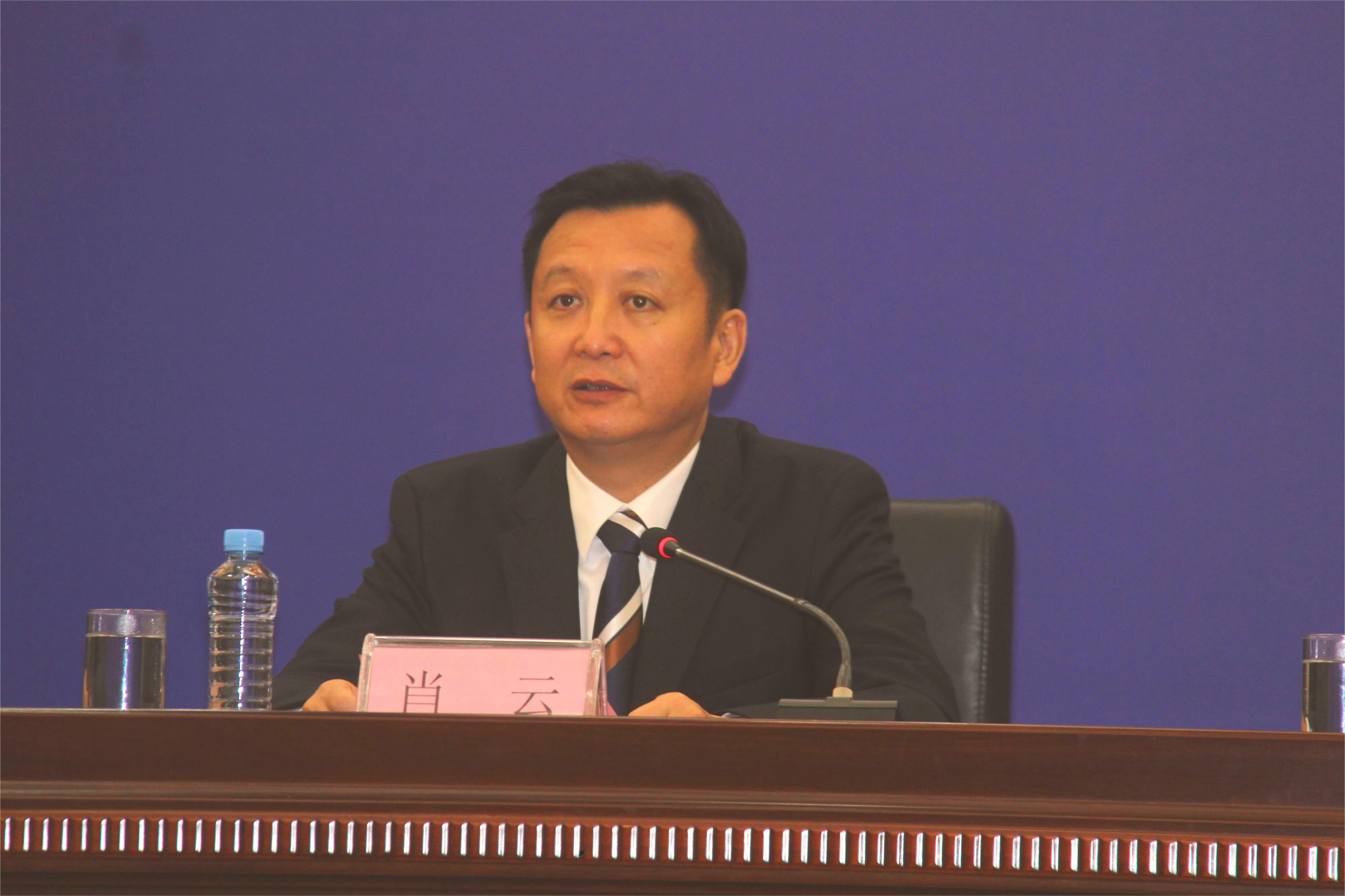 圖三 南昌市委常委、市人民政府副市長肖雲介紹南昌會場的相關活動安排.JPG