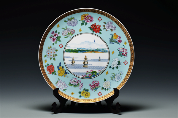 圖3圖說：《繁華盛世》（G20杭州峰會國宴瓷）盤.jpg