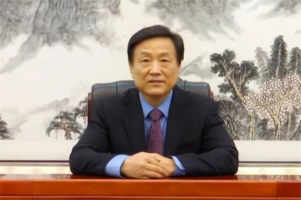 图一 江西省人大常委会党组书记、副主任赵力平出席并致辞.jpg