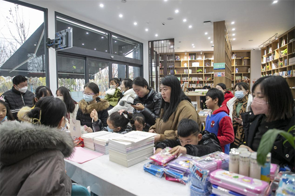 4.安徽巢湖經開區：開展「歡天喜地過新年 張燈結綵猜燈謎」活動.jpg