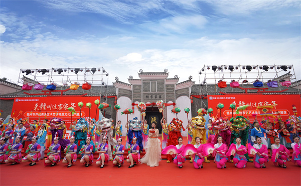 图2：赣州“来赣州过客家年”活动 朱海鹏摄.jpg