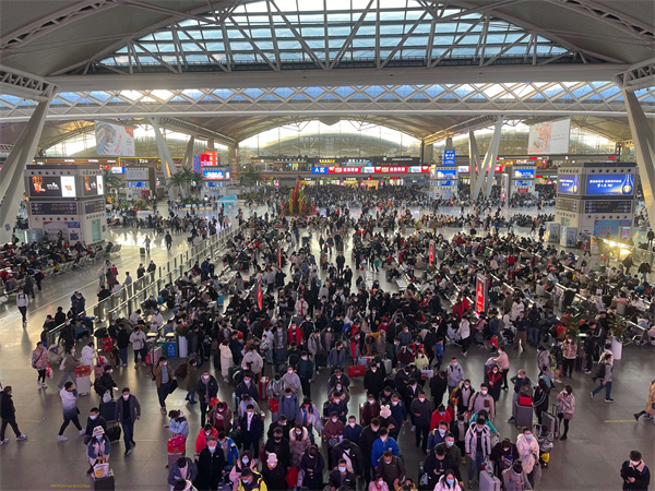 2、今年春節前鐵路客流需求十分旺盛（攝影：吳天龍）.jpg