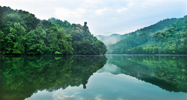 图三  赣州阳明湖.jpg