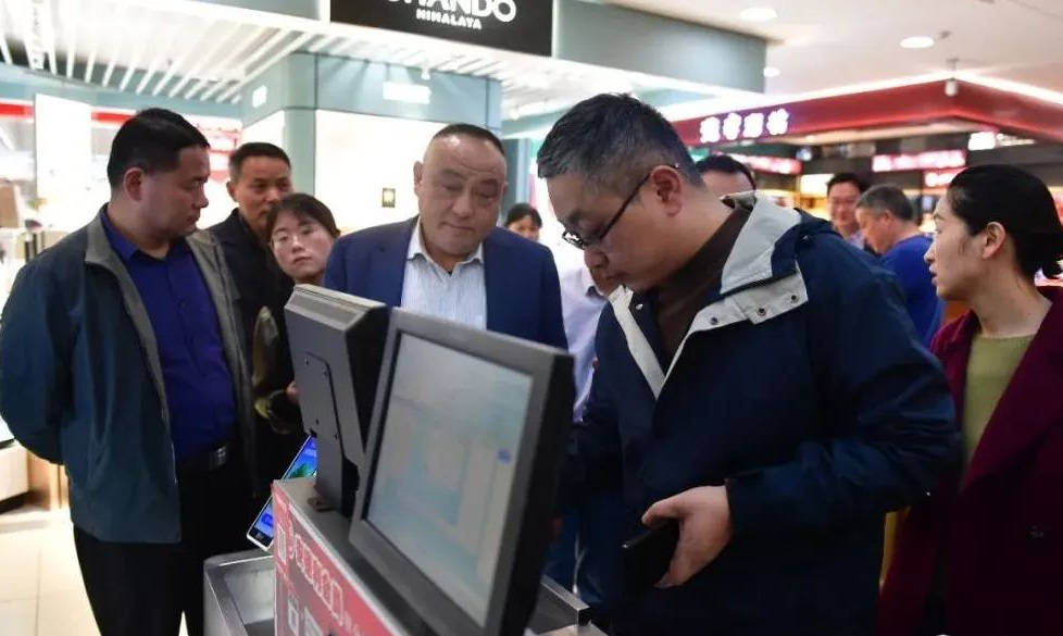 2.安徽巢湖：黨建引領 強化信用結果惠民.png