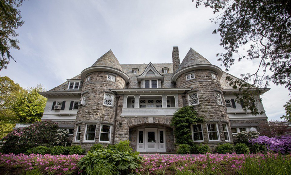 美国史上最贵豪宅1.2亿美元售出 附赠两个岛2.jpg