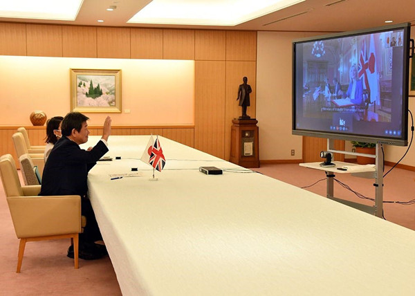 英日敲定自貿協議 雙邊貿易額將增1512億