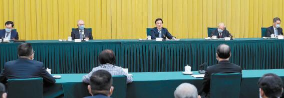 韓正參加港澳政協委員聯組討論表示香港管治權必須在愛國者手中