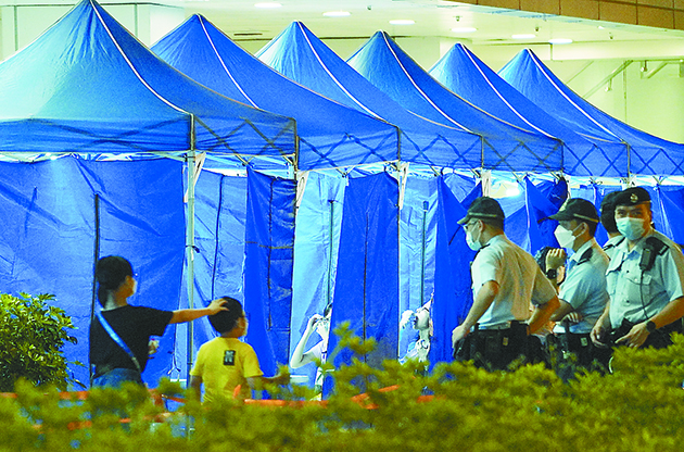 變種疫男疑傳女同事 林鄭指接種率趨升仍難言理想