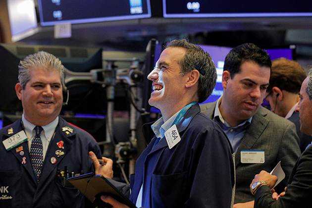 美股上半年升逾一成標指破頂