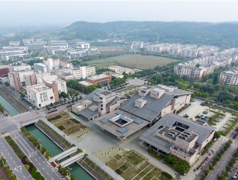 特写：爱依然还在——震后十年四川地震灾区的港澳台援建印迹