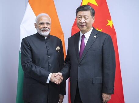 习近平会见印度总理莫迪