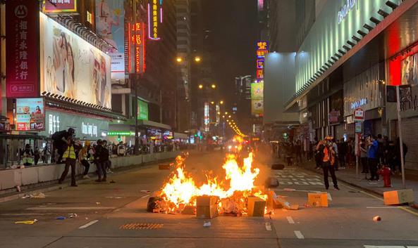 抗疫當前 不容添亂