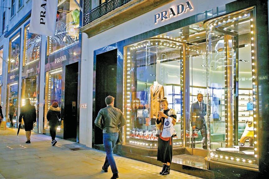 連升勢頭因疫情戛然而止 奢侈品行業遭逢至暗時刻