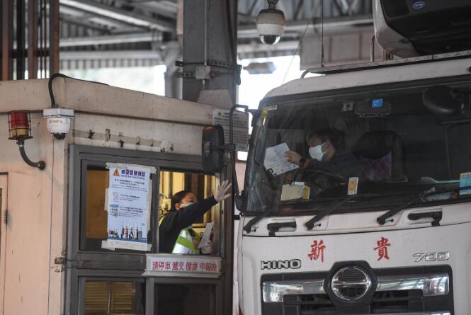 深圳珠海收緊入境安排 逾百跨境司機被抽查