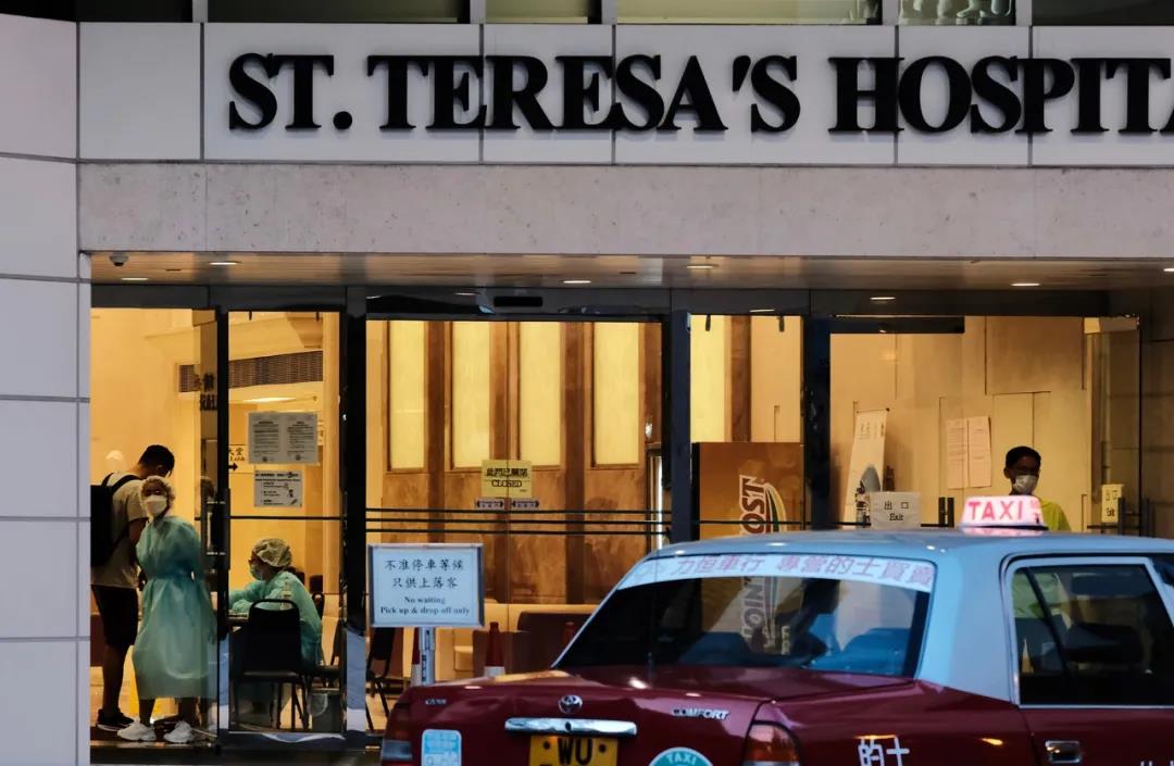 上海等地医务系统接指令 驰援香港抗疫整装待发