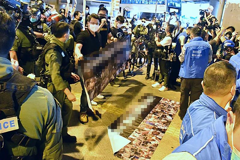 元朗非法集结 林卓廷等8人遭票控