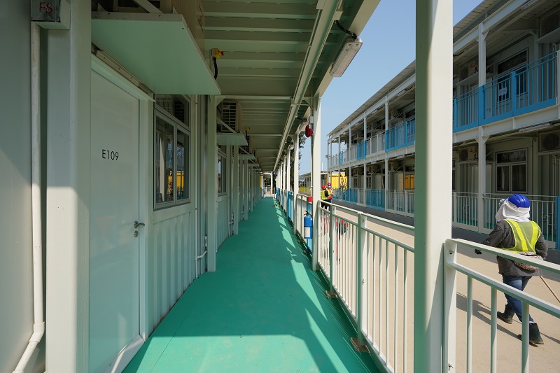 鯉魚門社區隔離設施首日接收約25名病人