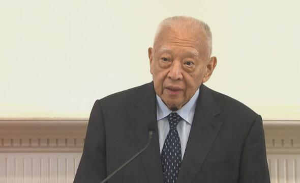 董建華梁振英指決定合法合情合理