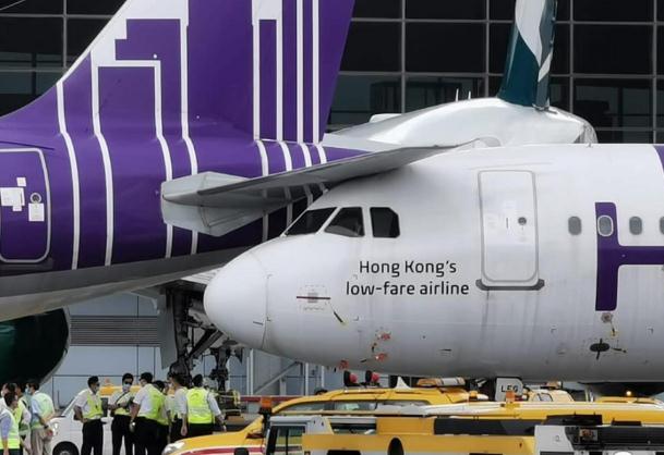 香港快運兩客機停機坪碰撞 無人受傷
