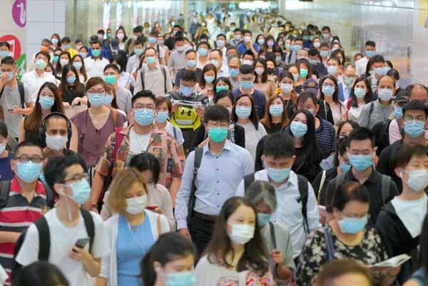 本港年中人口維持750萬人 持單程證來港者減逾半