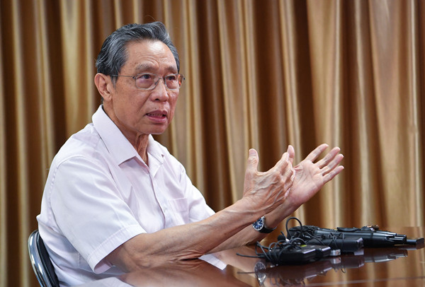 鍾南山：當醫生的老師既是靈魂工程師 也是健康工程師