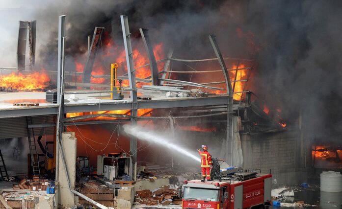 黎巴嫩贝鲁特港口大爆炸一个月後又起大火