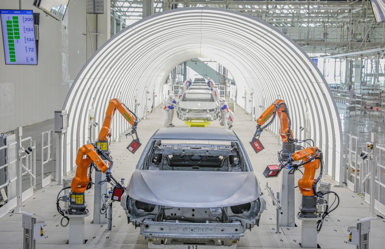 恆馳量產進入倒計時 兩大基地全面啟動試生產