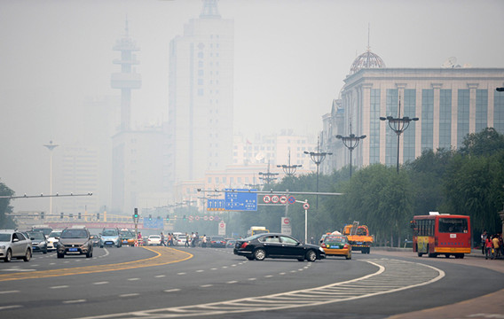 新一輪空氣污染過程接踵而至 中國33個城市啟動重污染預警