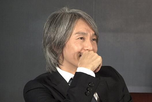 【追蹤報道】于文鳳稱拒收單車禮物 向周星馳要求利潤分紅獲答應