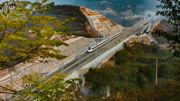 鄭太高鐵開始試運行 兩城互通節省9小時