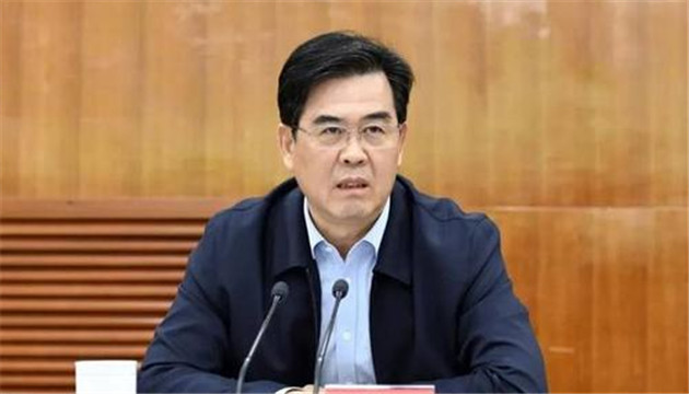 李炳軍任貴州省代省長