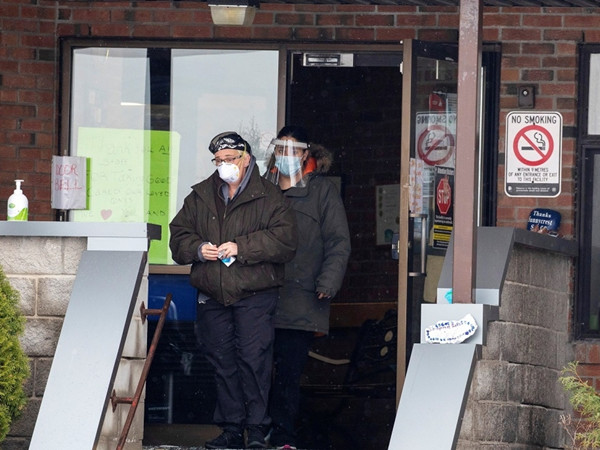 加拿大首批疫苗即將運抵 最早周一展開接種