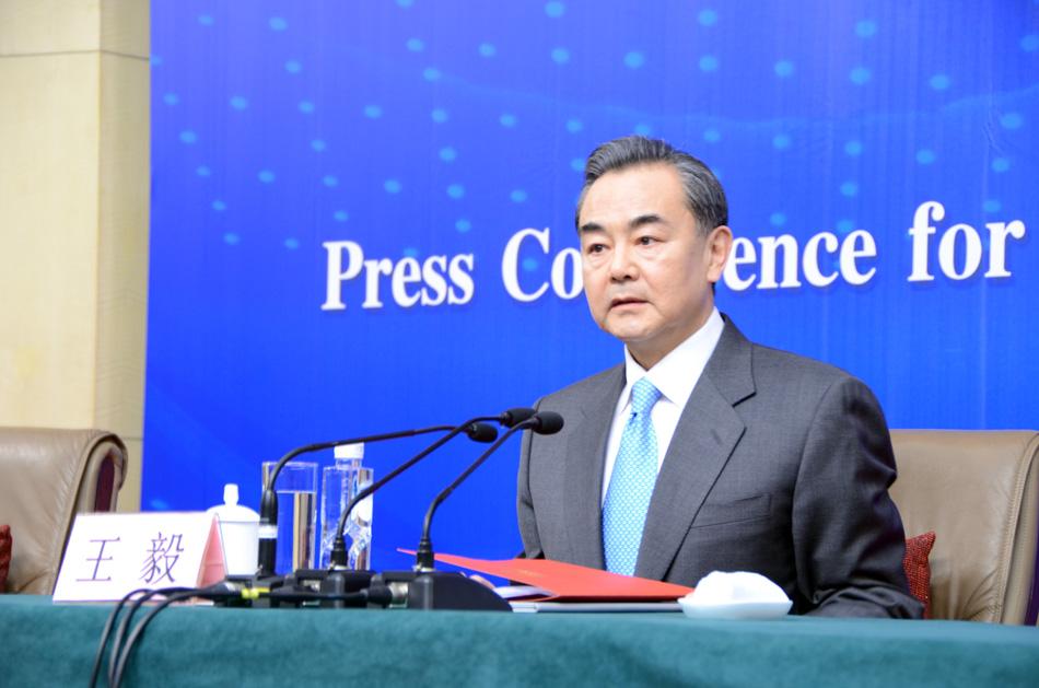 王毅同美國亞洲協會舉行視頻交流