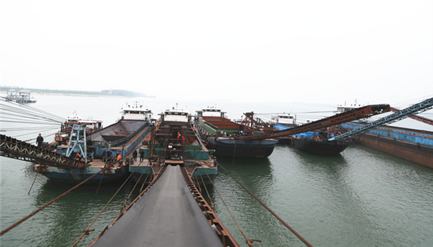 公安部：今年已抓獲長江非法採砂犯罪嫌疑人236名