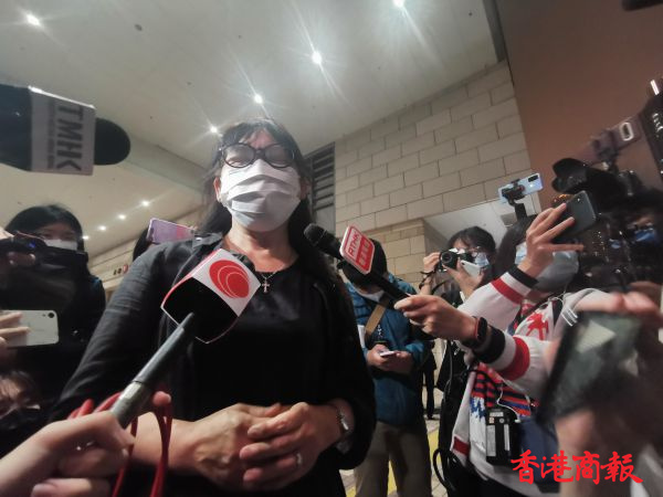 【追踪报道】「初選」案4名被告獲保釋 已办好手续离开法院