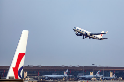 民航局：力爭全國運輸機場設計容量達到20億人次