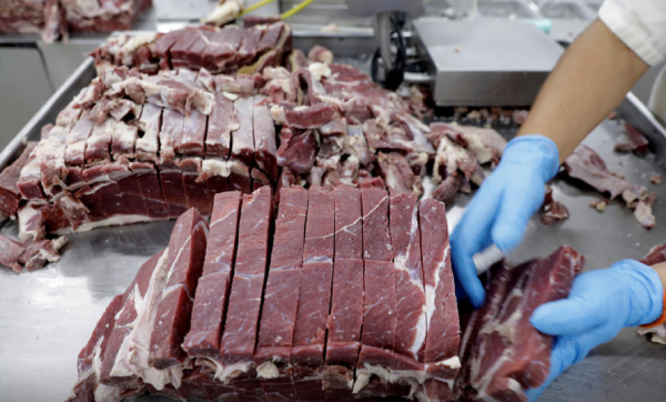 日本擬暫時上調進口美國牛肉關稅 為期30天