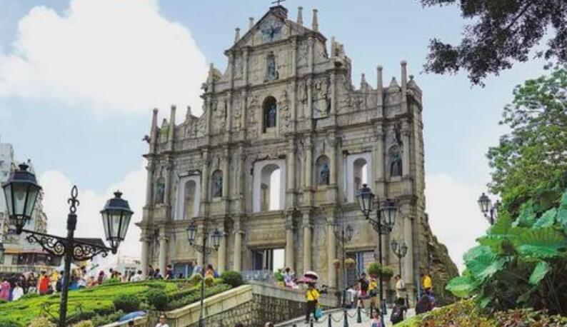 香港入境澳門隔離日數減至14天 明日中午起生效