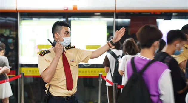 1057.9萬，廣州地鐵清明假期前一天客流破千萬