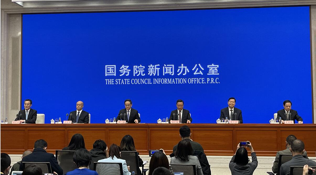 《人類減貧的中國實踐》白皮書6日發布