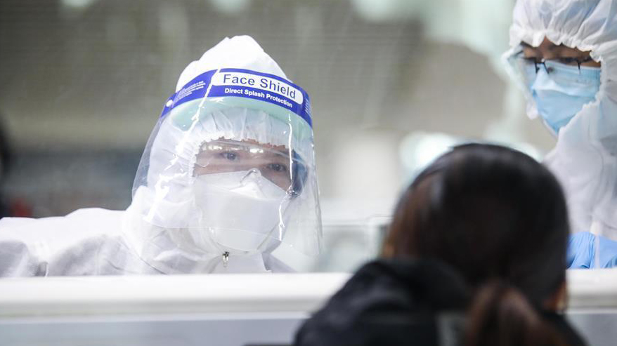 青島通報「一人核酸檢測陽性」：急尋同車廂密接者