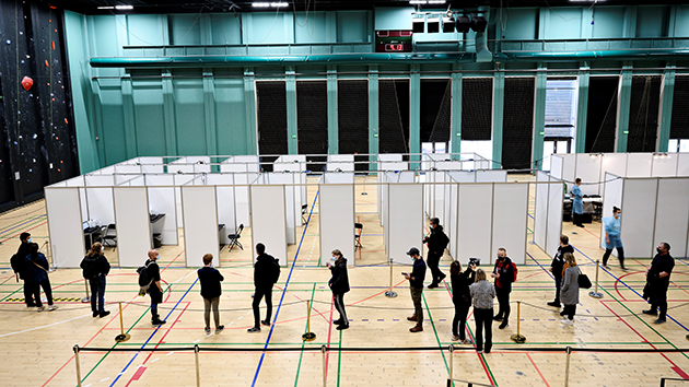 世界各地為提高疫苗接種率花招百出 抽機票樓房送大麻菸捲