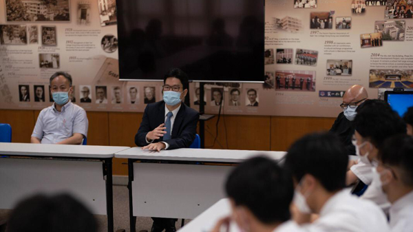 陳浩濂鼓勵華仁師弟北上工作儲經驗