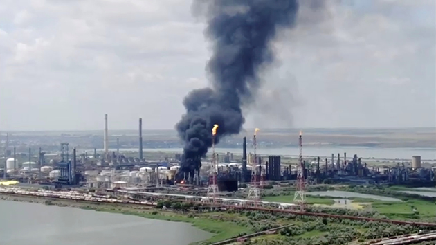 羅馬尼亞最大煉油廠發生爆炸 已致1死5傷