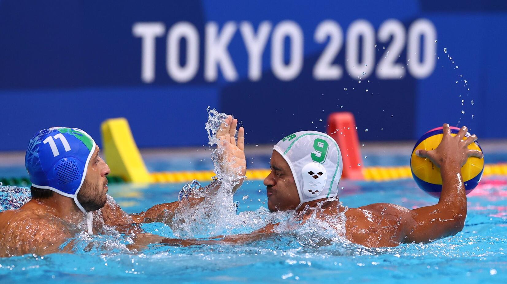 圖觀東奧｜東京酷暑難耐？水球比賽清涼一下！