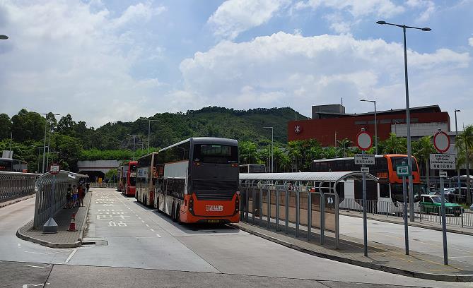 一男子涉嫌車內盜竊被捕 自稱網上受聘收集巴士錢箱